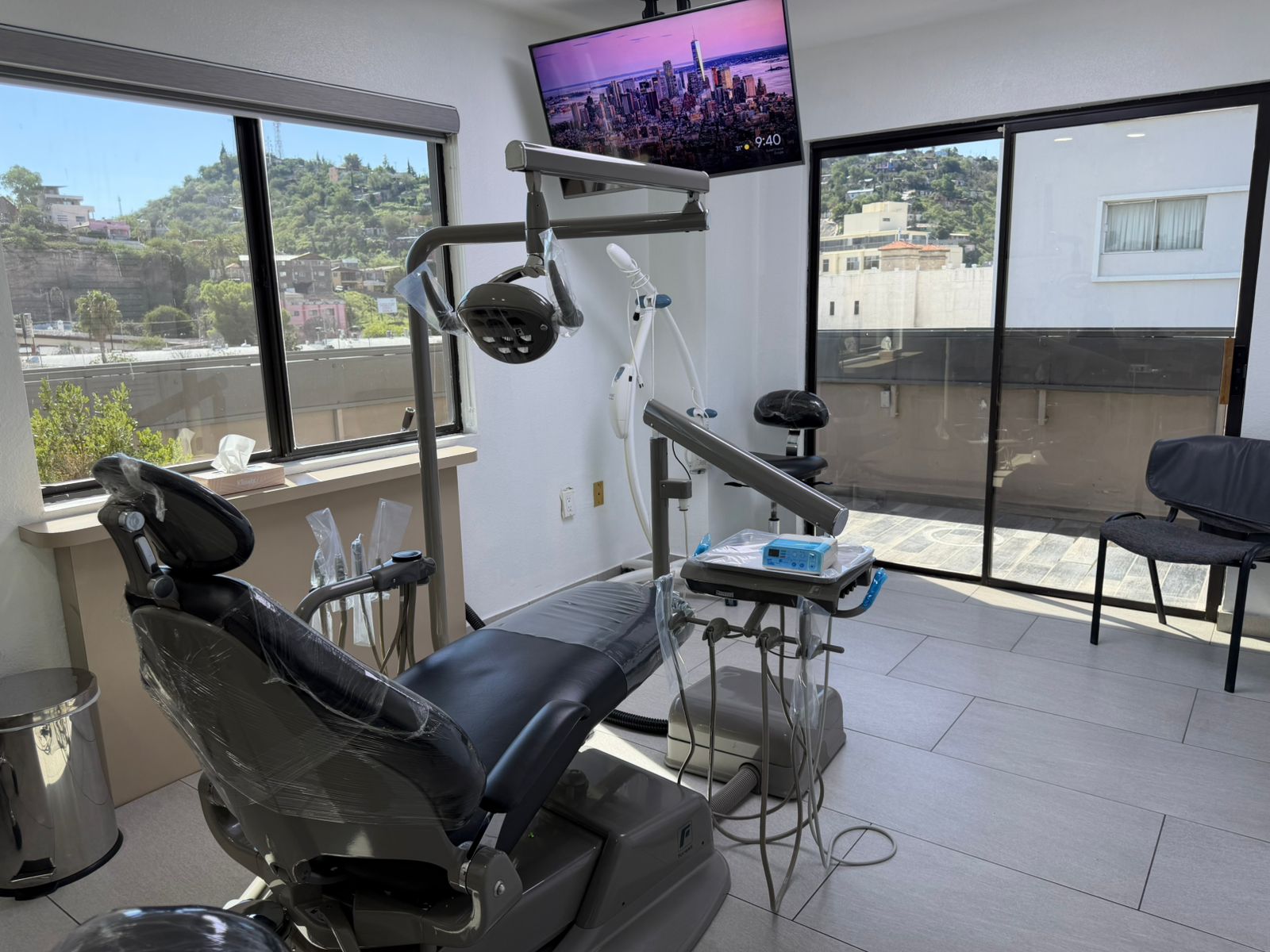 DENTAL UNIT