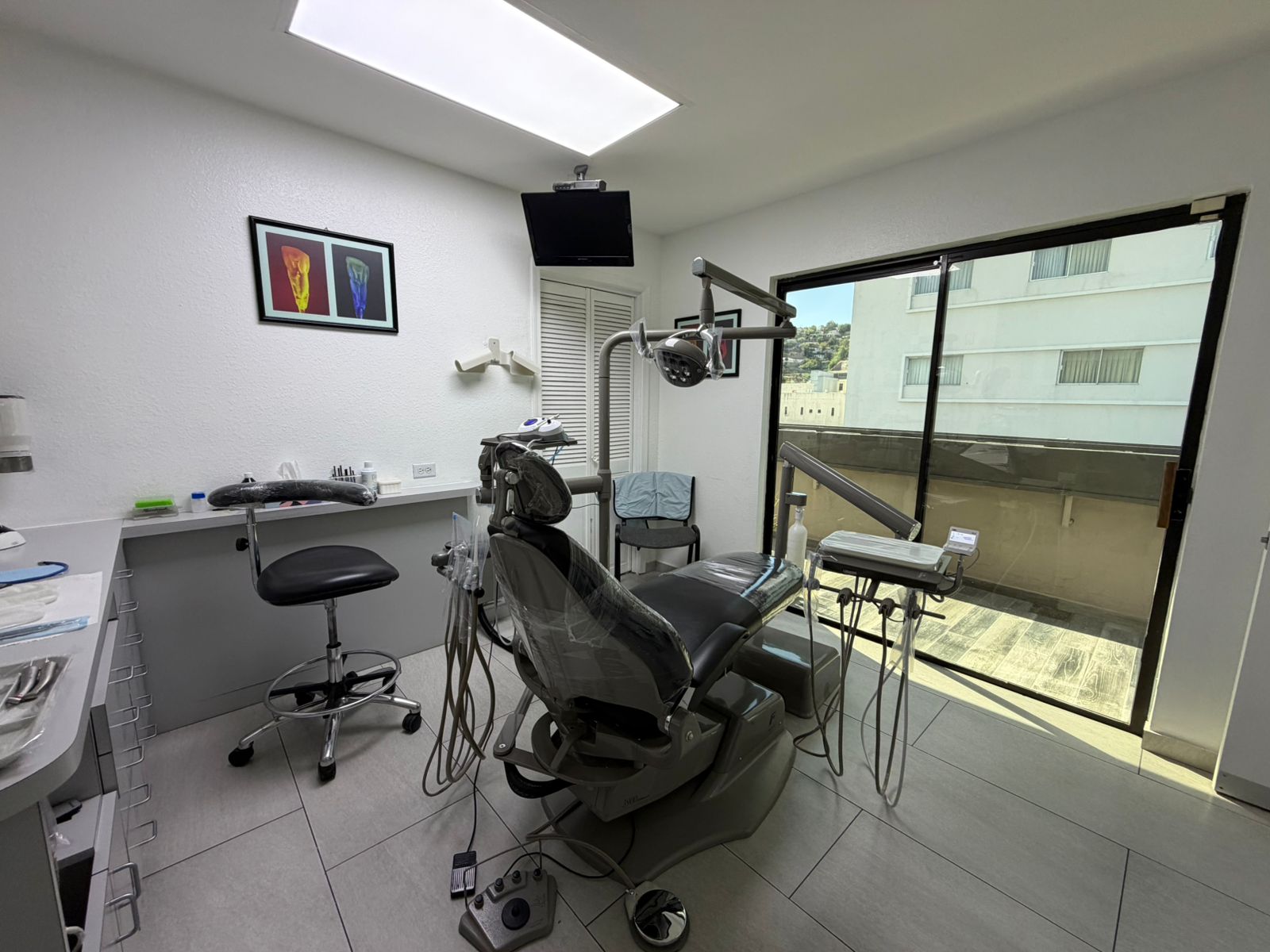 DENTAL UNIT
